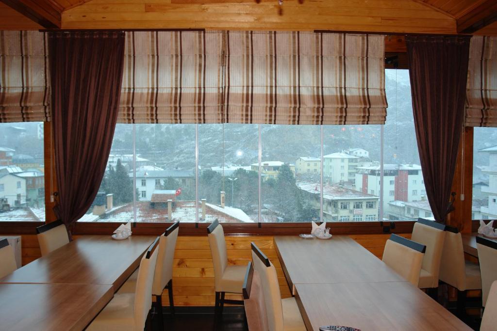 Hotel Almatur Yusufeli Екстериор снимка